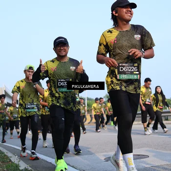Runner Photo 6313914
