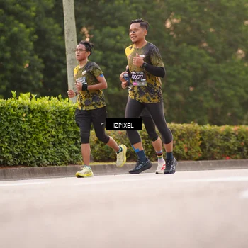 Runner Photo 6313916