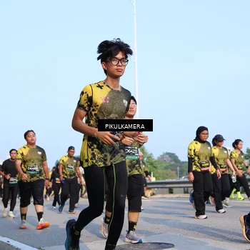 Runner Photo 6314025