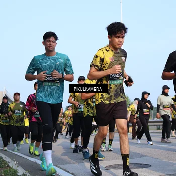 Runner Photo 6314182