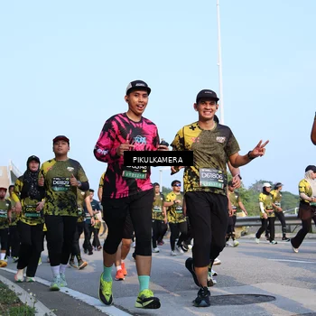 Runner Photo 6314214