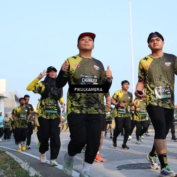 Runner Photo 6314299