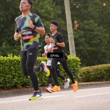 Runner Photo 6314342
