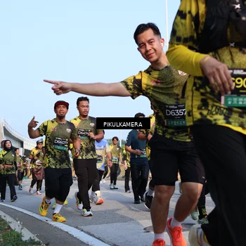 Runner Photo 6314380