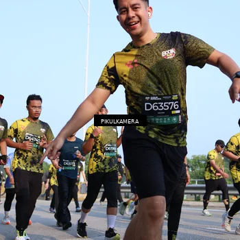 Runner Photo 6314423