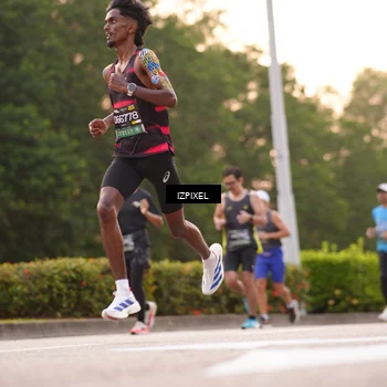 Runner Photo 6314477