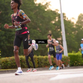Runner Photo 6314506