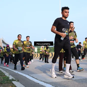 Runner Photo 6314726