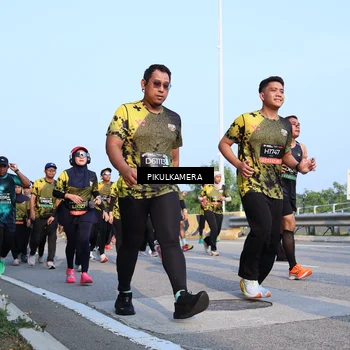 Runner Photo 6314771
