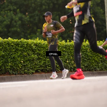 Runner Photo 6314791