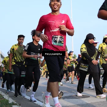 Runner Photo 6314942