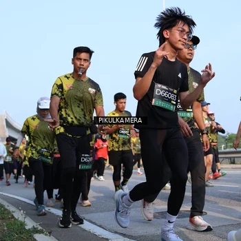 Runner Photo 6314986