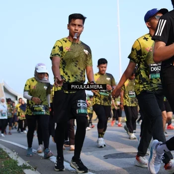 Runner Photo 6314991