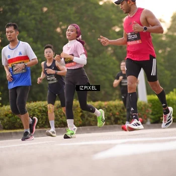 Runner Photo 6315005