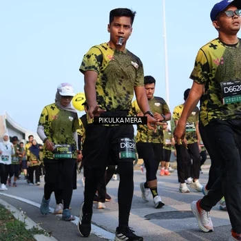 Runner Photo 6315011