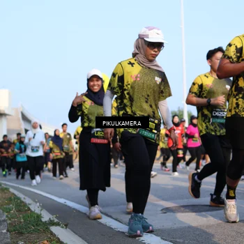 Runner Photo 6315049
