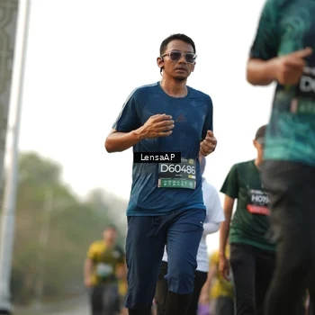 Runner Photo 6315110