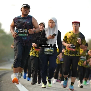 Runner Photo 6315386