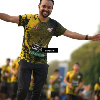 Runner Photo 6315436