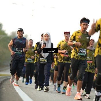 Runner Photo 6315437