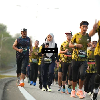 Runner Photo 6315450
