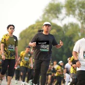 Runner Photo 6315593