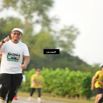 Runner Photo 6315594