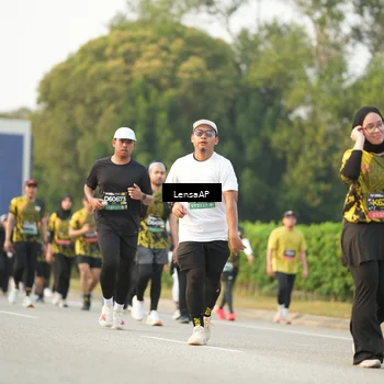 Runner Photo 6315640