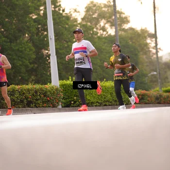 Runner Photo 6315647