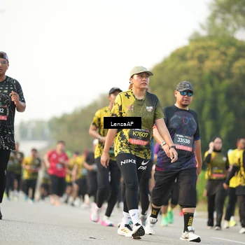 Runner Photo 6315704