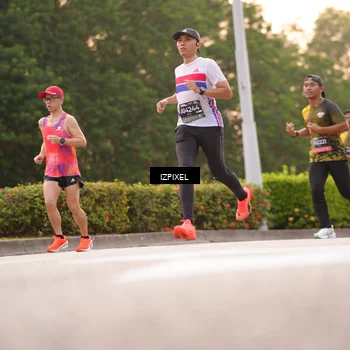 Runner Photo 6315724