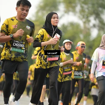 Runner Photo 6315846
