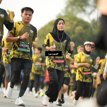 Runner Photo 6315858