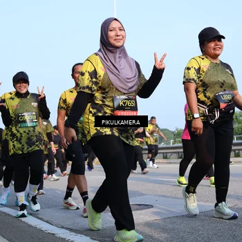 Runner Photo 6316018