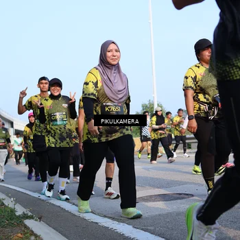 Runner Photo 6316023