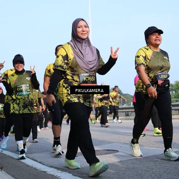 Runner Photo 6316043