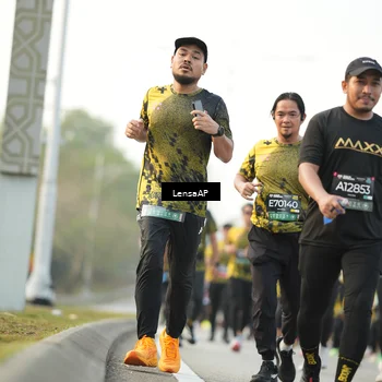 Runner Photo 6316171
