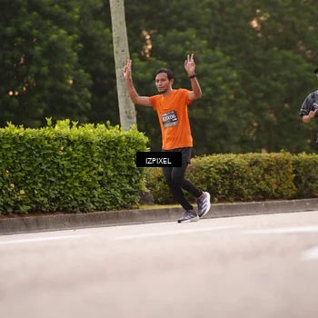 Runner Photo 6316223