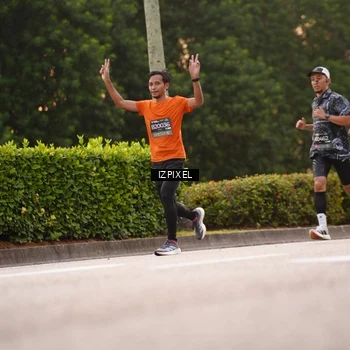 Runner Photo 6316265