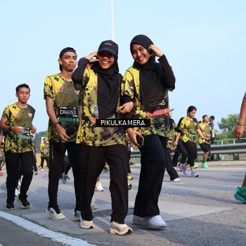 Runner Photo 6316317
