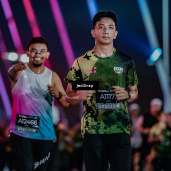 Runner Photo 6316324