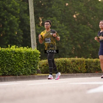 Runner Photo 6316340