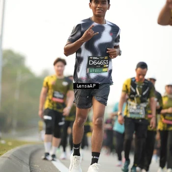 Runner Photo 6316344