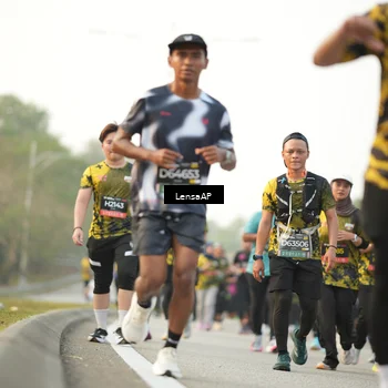 Runner Photo 6316357