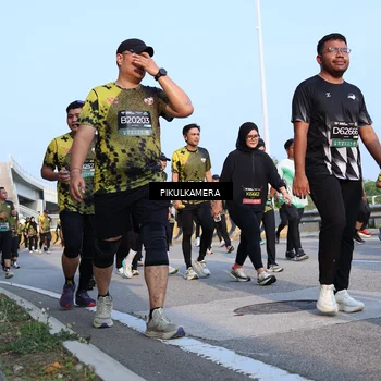 Runner Photo 6316408