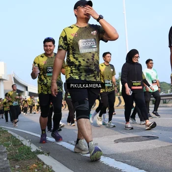 Runner Photo 6316449