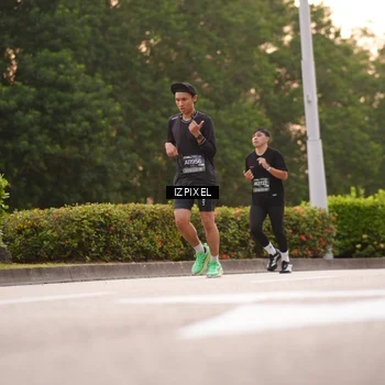 Runner Photo 6316548
