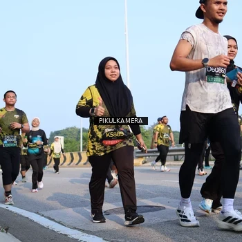 Runner Photo 6316557
