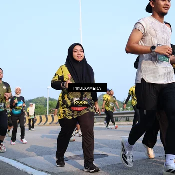 Runner Photo 6316570