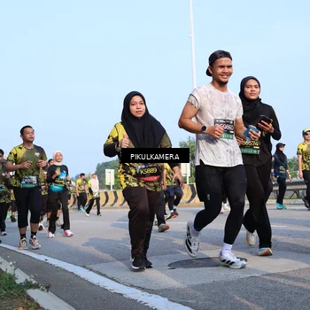 Runner Photo 6316582